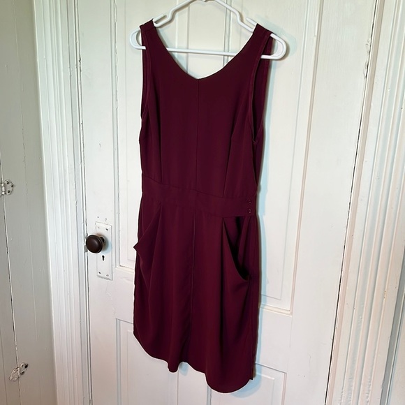 Wilfred Dresses & Skirts - Wilfred Backless Mini Dress